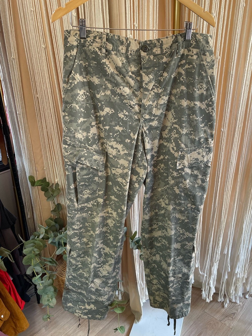 US Army issue combat pants Army Combat Uniform ACU digital camouflage pattern. - Picture 5 of 12
